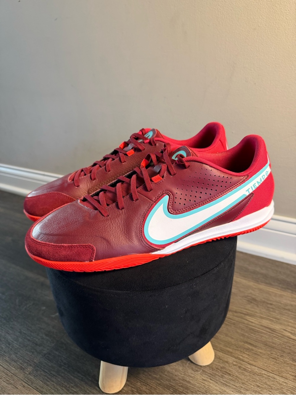 Nike Men’s Maroon and White Indoor Soccer Shoes with Teal Accents